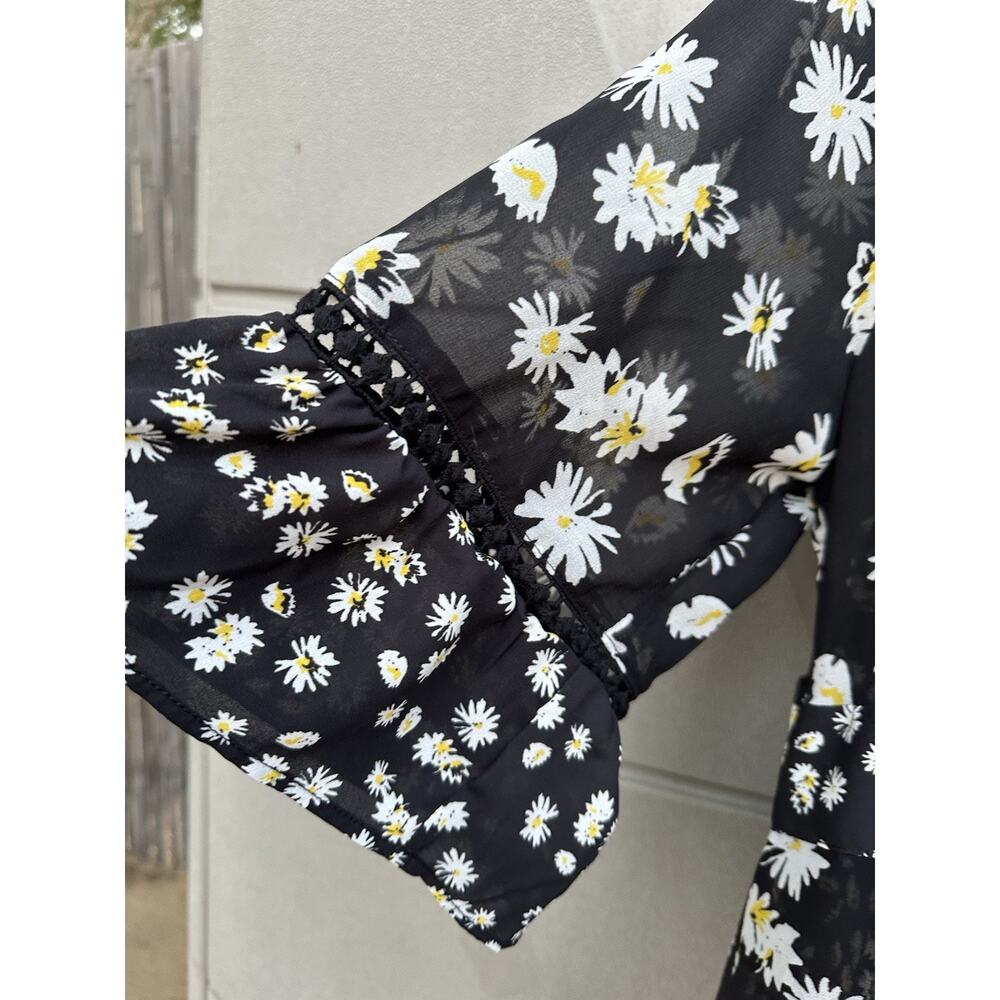 CAbi Daisy Print 2 Piece Chiffon Dress/Duster Wrap Black & White Sz L COTTAGE - Picture 11 of 16